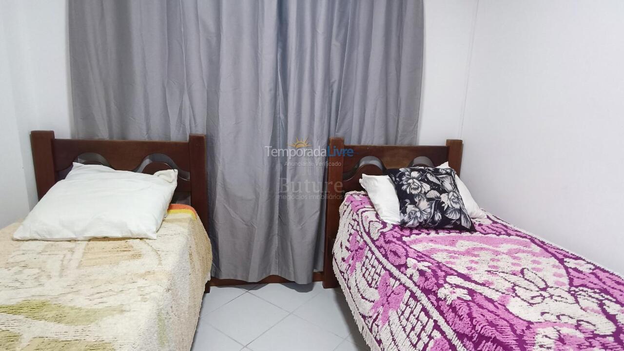Apartamento para alquiler de vacaciones em Itapema (Meia Praia)