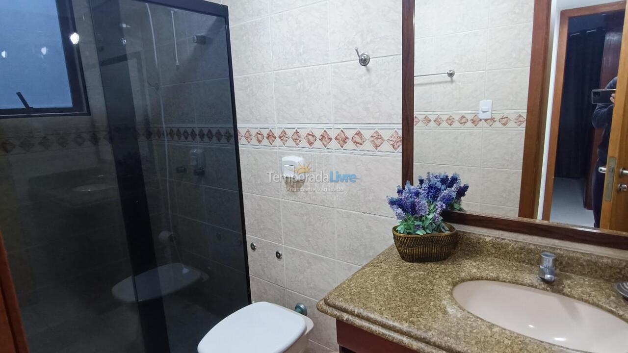 Apartamento para alquiler de vacaciones em Itapema (Meia Praia)