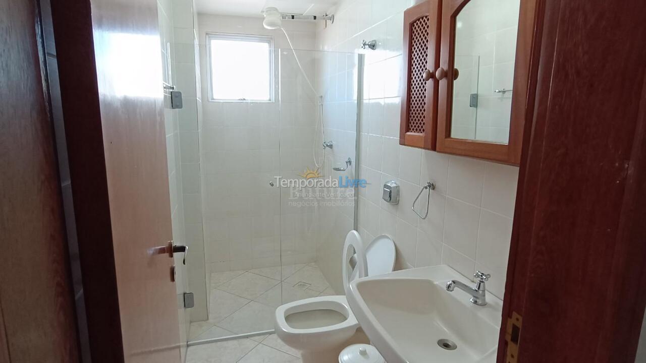 Apartamento para aluguel de temporada em Itapema (Meia Praia)