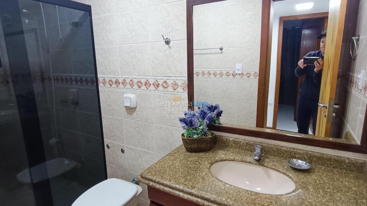 Apartamento para alquiler de vacaciones em Itapema (Meia Praia)