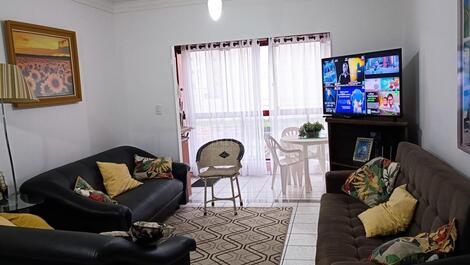 APARTAMENTO QUADRA MAR COMPLETO