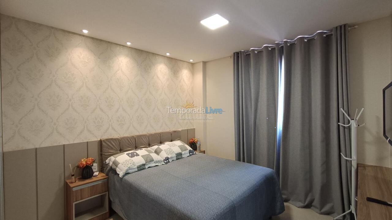 Apartamento para aluguel de temporada em Itapema (Meia Praia)