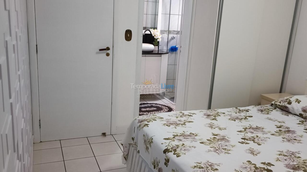 Apartamento para aluguel de temporada em Itapema (Meia Praia)