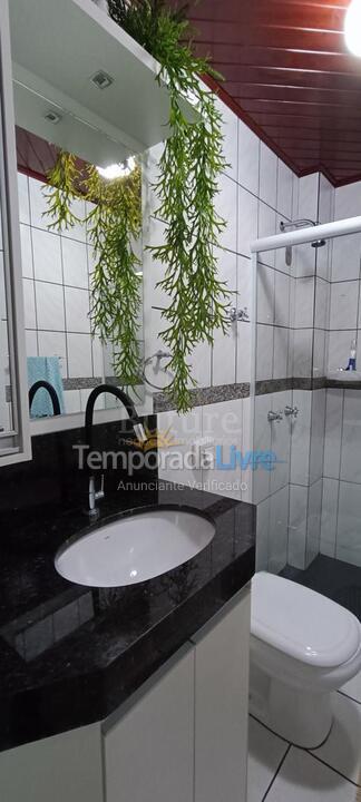 Apartamento para aluguel de temporada em Itapema (Meia Praia)