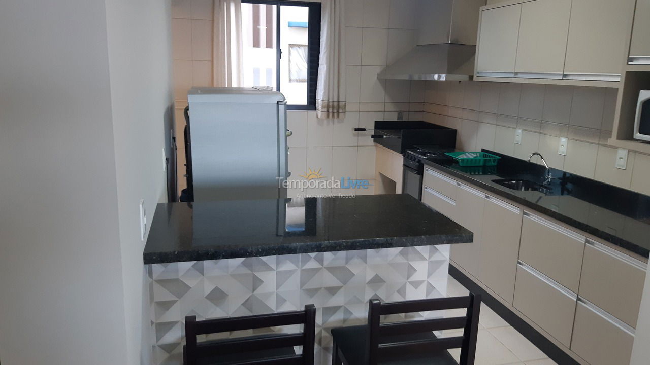 Apartamento para aluguel de temporada em Itapema (Centro)