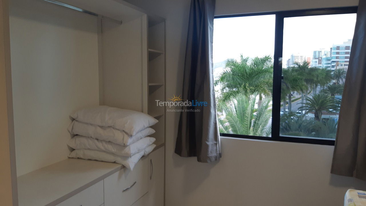 Apartamento para aluguel de temporada em Itapema (Centro)