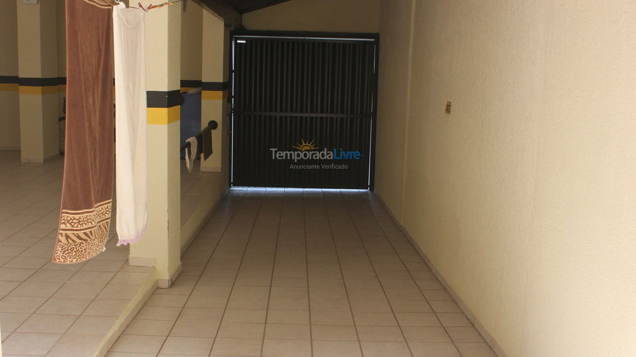 Apartamento para aluguel de temporada em Itapema (Centro)