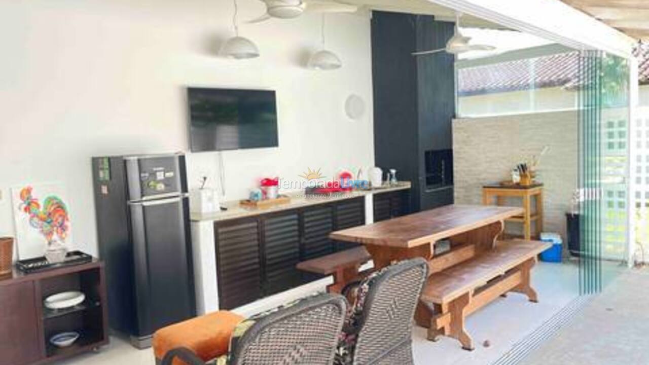 Casa para aluguel de temporada em São Sebastião (Maresias)