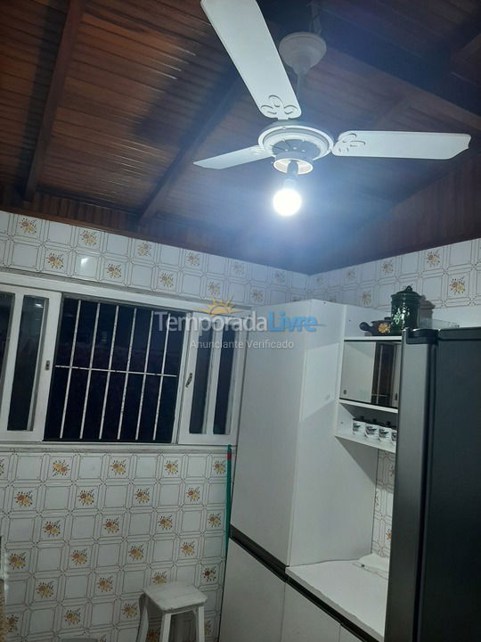Casa para aluguel de temporada em Caraguatatuba (Martin de Sá)