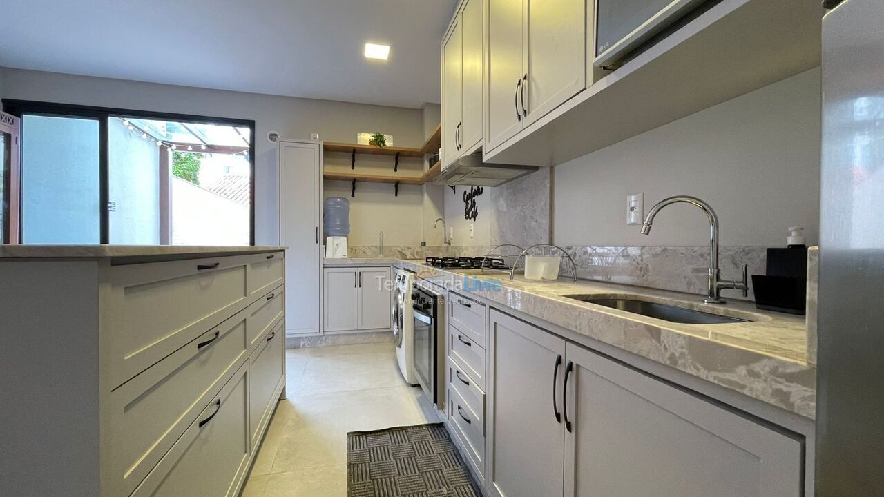House for vacation rental in Bombinhas (Mariscal)
