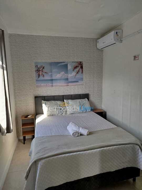 Casa para aluguel de temporada em Navegantes (Meia Praia)