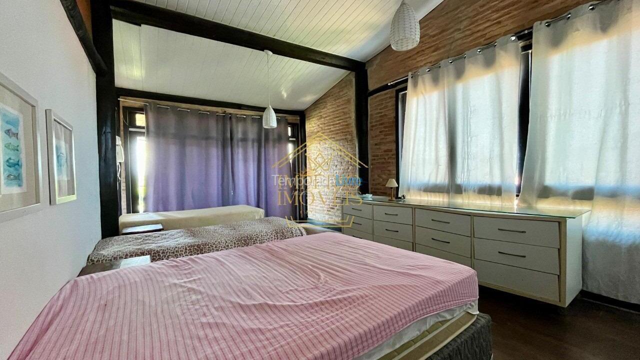 Casa para alquiler de vacaciones em Guarapari (Meaípe)