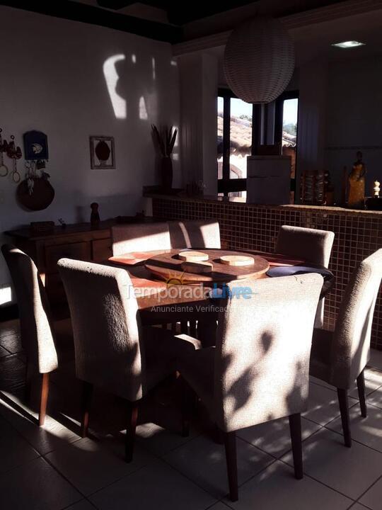 Casa para alquiler de vacaciones em Guarapari (Meaípe)