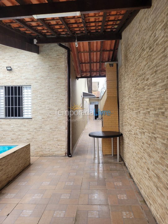 Casa para aluguel de temporada em Mongaguá (Jardim Praia Grande Mongaguá)