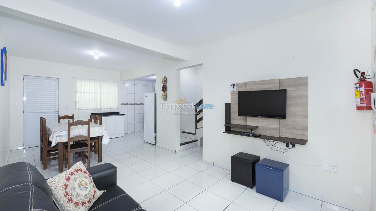 Casa para aluguel de temporada em Bombinhas (Canto Grande)