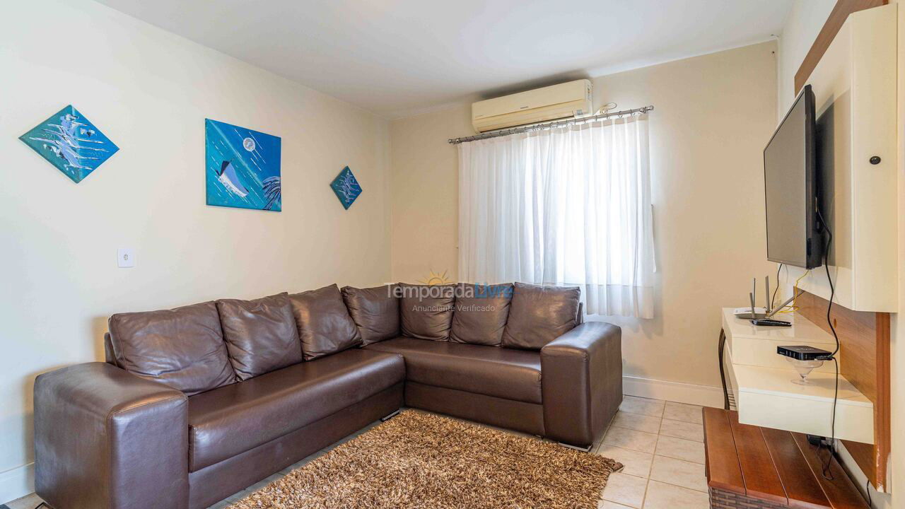 Casa para aluguel de temporada em Bombinhas (Canto Grande)