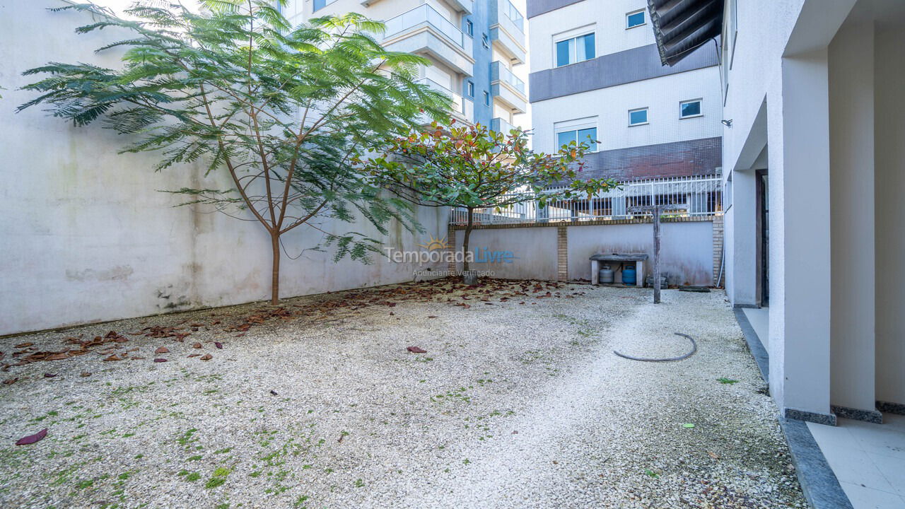 Casa para aluguel de temporada em Bombinhas (Mariscal)