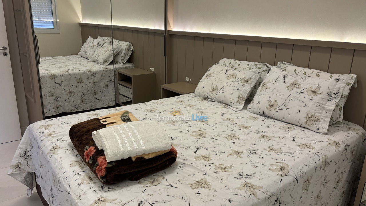 Apartment for vacation rental in Governador Celso Ramos (Praia de Palmas)