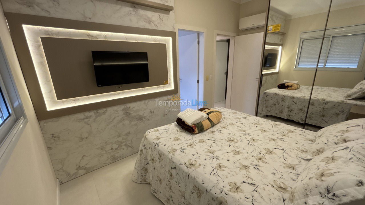 Apartment for vacation rental in Governador Celso Ramos (Praia de Palmas)