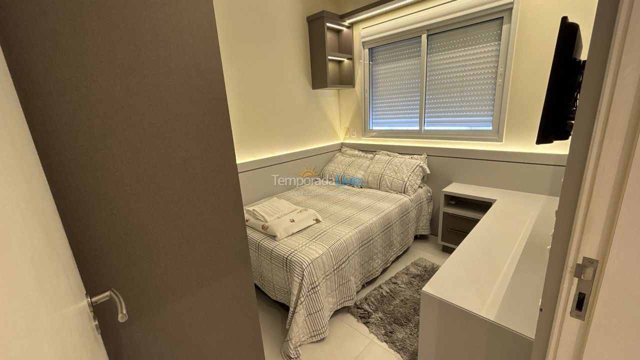 Apartment for vacation rental in Governador Celso Ramos (Praia de Palmas)