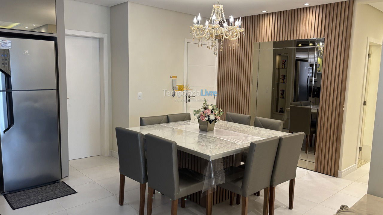 Apartment for vacation rental in Governador Celso Ramos (Praia de Palmas)