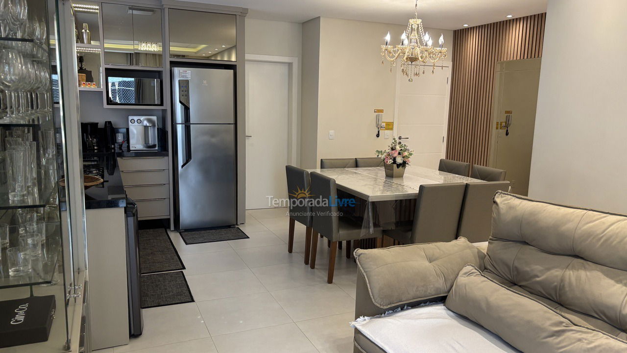 Apartment for vacation rental in Governador Celso Ramos (Praia de Palmas)