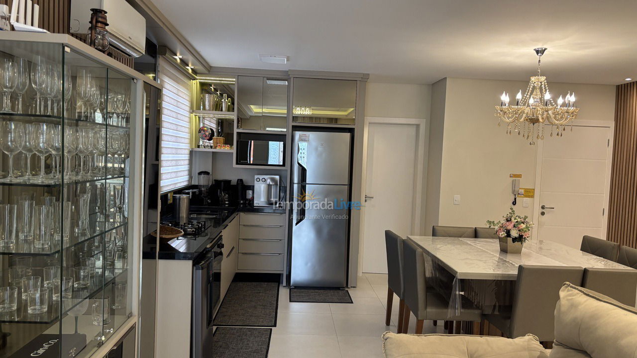 Apartment for vacation rental in Governador Celso Ramos (Praia de Palmas)