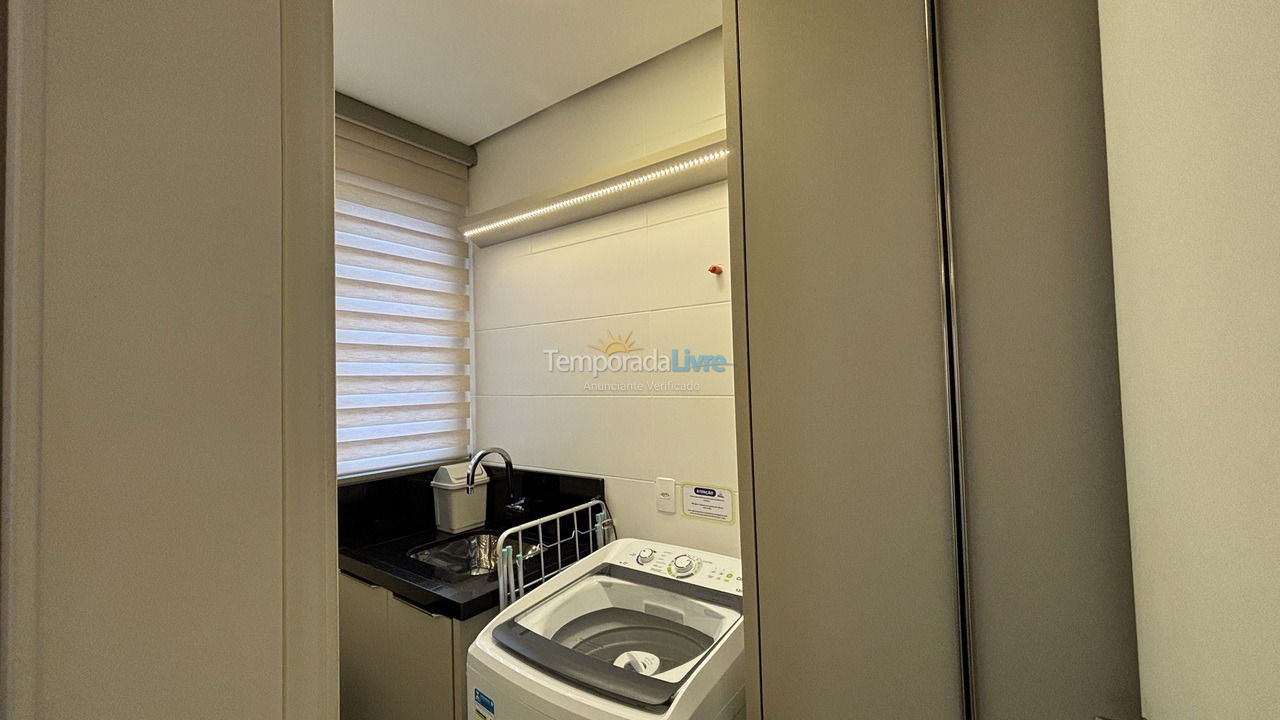 Apartment for vacation rental in Governador Celso Ramos (Praia de Palmas)