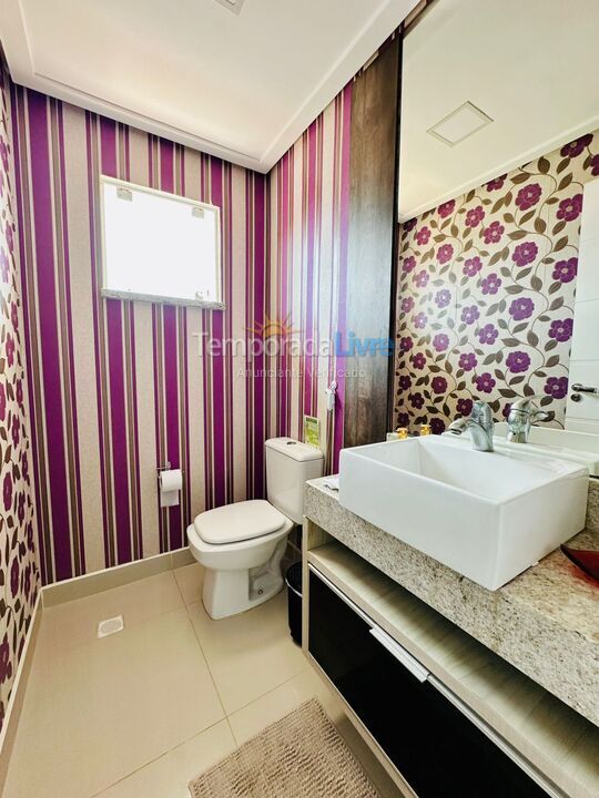 Apartamento para alquiler de vacaciones em Bombinhas (Praia de Bombas)