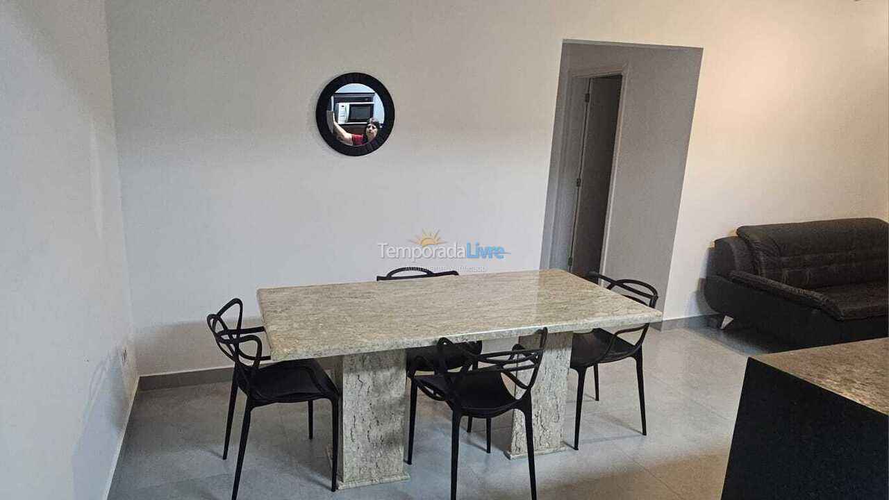 Apartamento para aluguel de temporada em Mongaguá (Vila Atlântica)