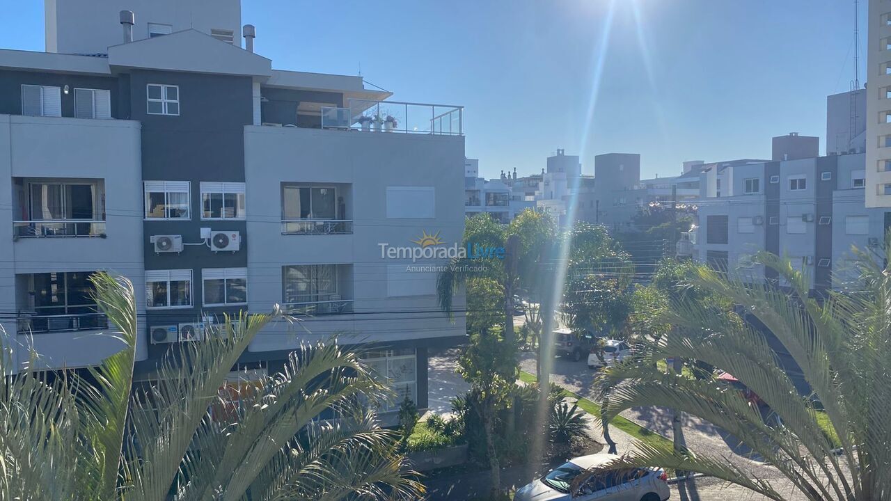 Apartamento para aluguel de temporada em Florianópolis (Jurere Tradicional)