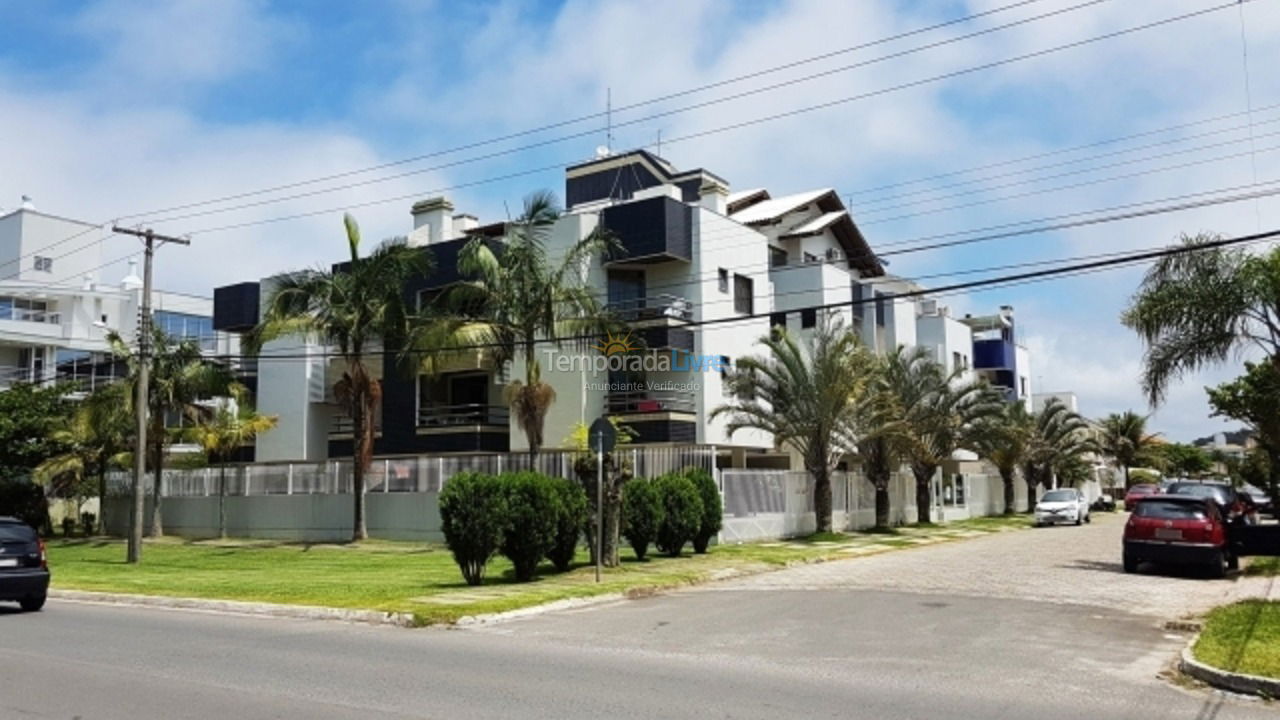 Apartamento para aluguel de temporada em Florianópolis (Jurere Tradicional)