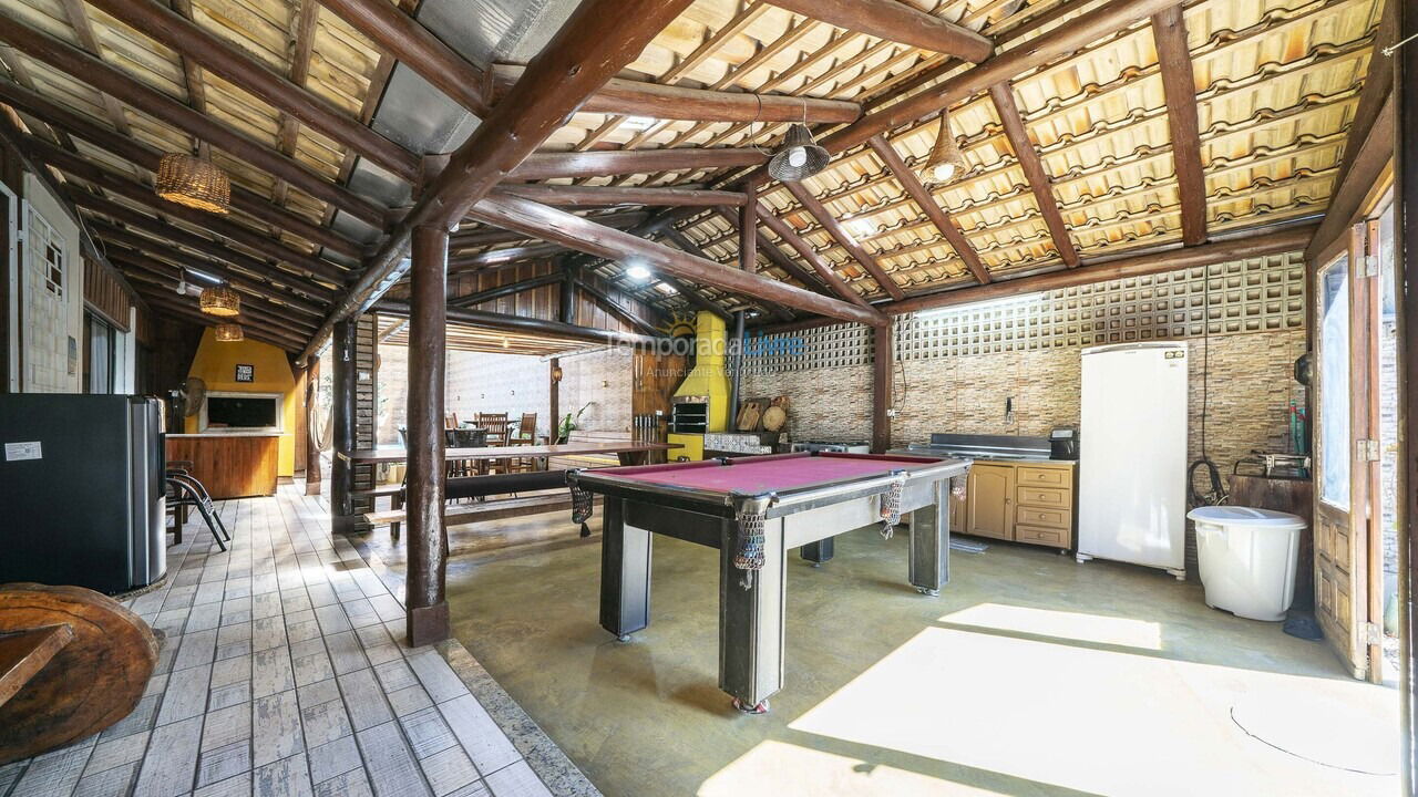 Casa para aluguel de temporada em Bombinhas (Canto Grande)