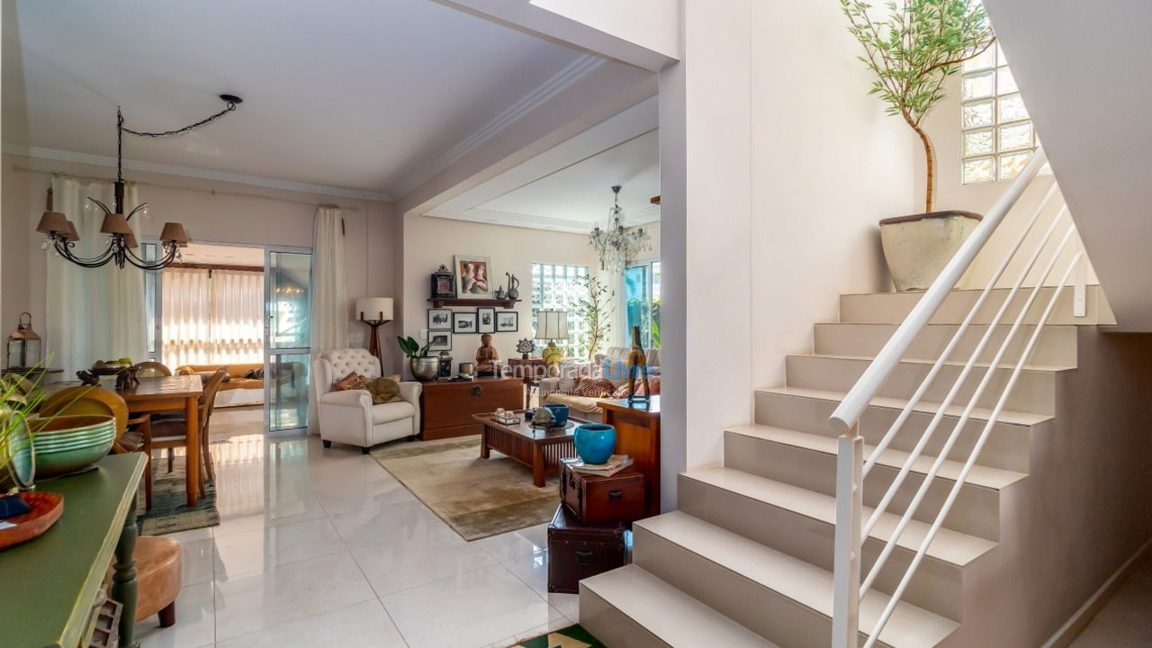 House for vacation rental in Florianopolis (Jurerê Internacional)