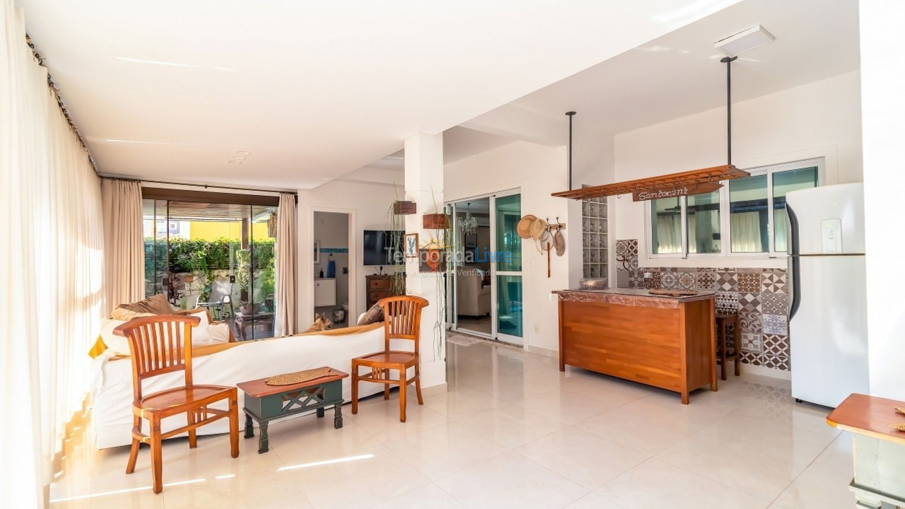 House for vacation rental in Florianopolis (Jurerê Internacional)