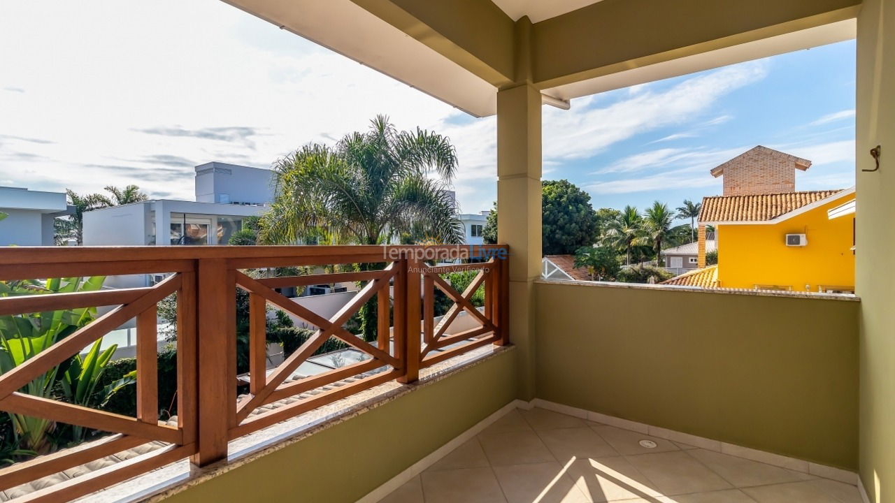 House for vacation rental in Florianopolis (Jurerê Internacional)