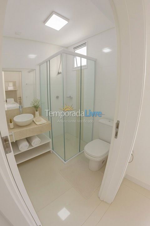 Apartamento para aluguel de temporada em Itapema (Meia Praia)