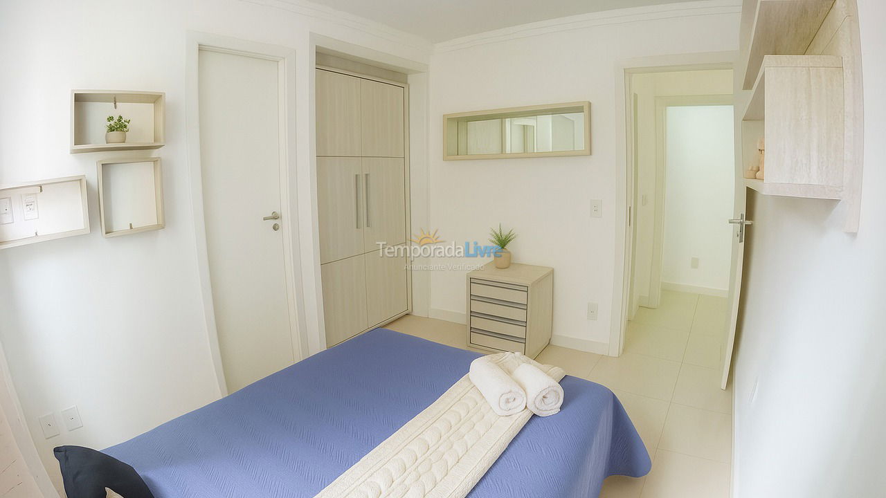Apartamento para aluguel de temporada em Itapema (Meia Praia)