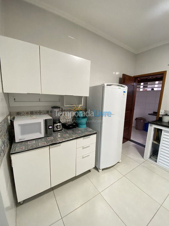 Apartment for vacation rental in Ubatuba (Praia das Toninhas)