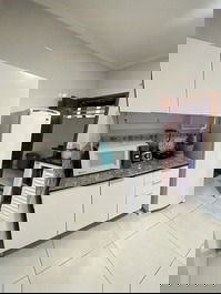 Cozinha com utensílios 