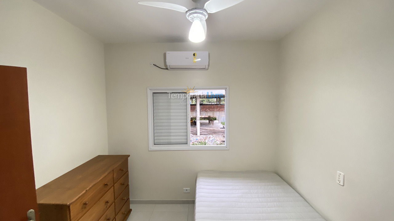 Apartment for vacation rental in Ubatuba (Praia das Toninhas)
