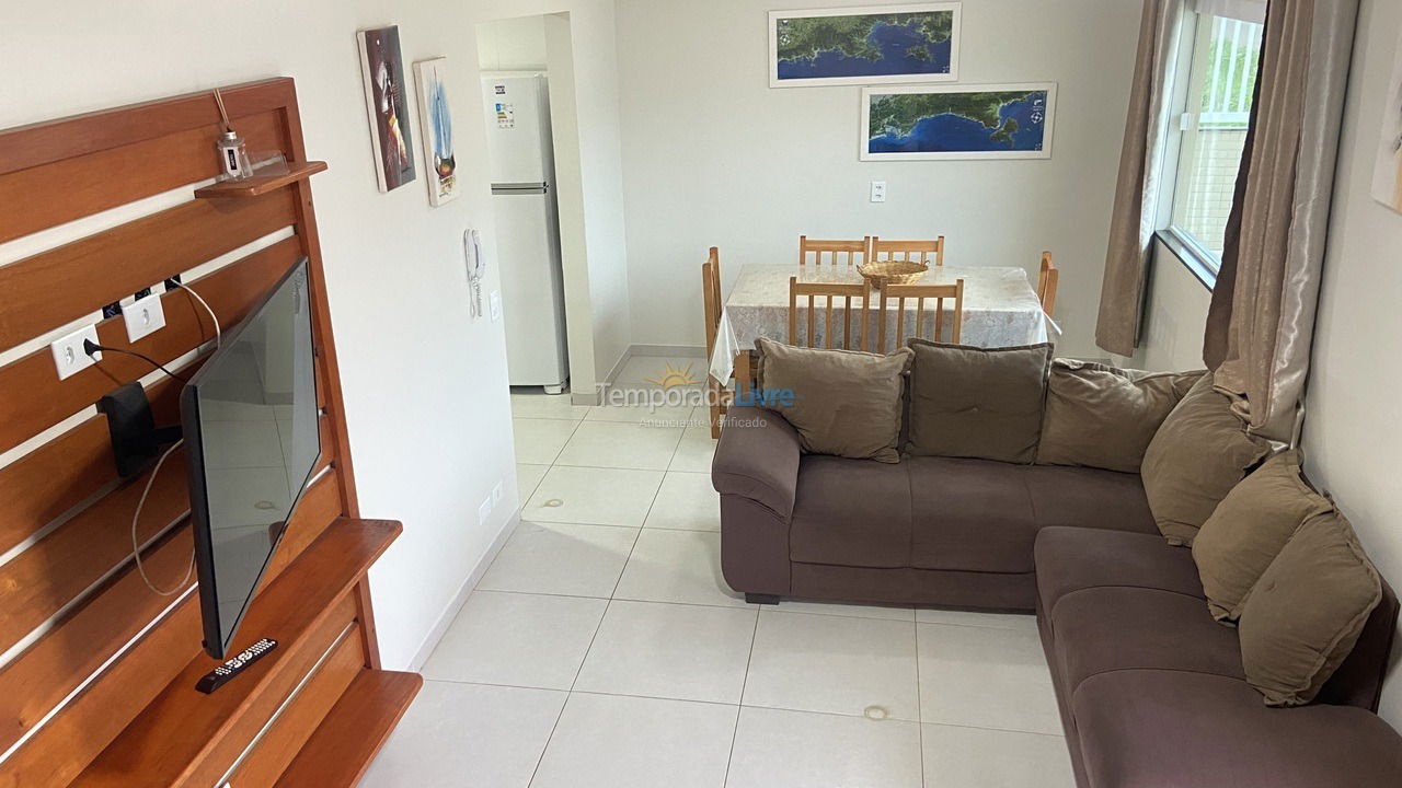 Apartment for vacation rental in Ubatuba (Praia das Toninhas)