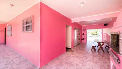 Casa con piscina en la playa de Morrinhos