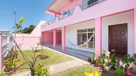 Casa con piscina en la playa de Morrinhos