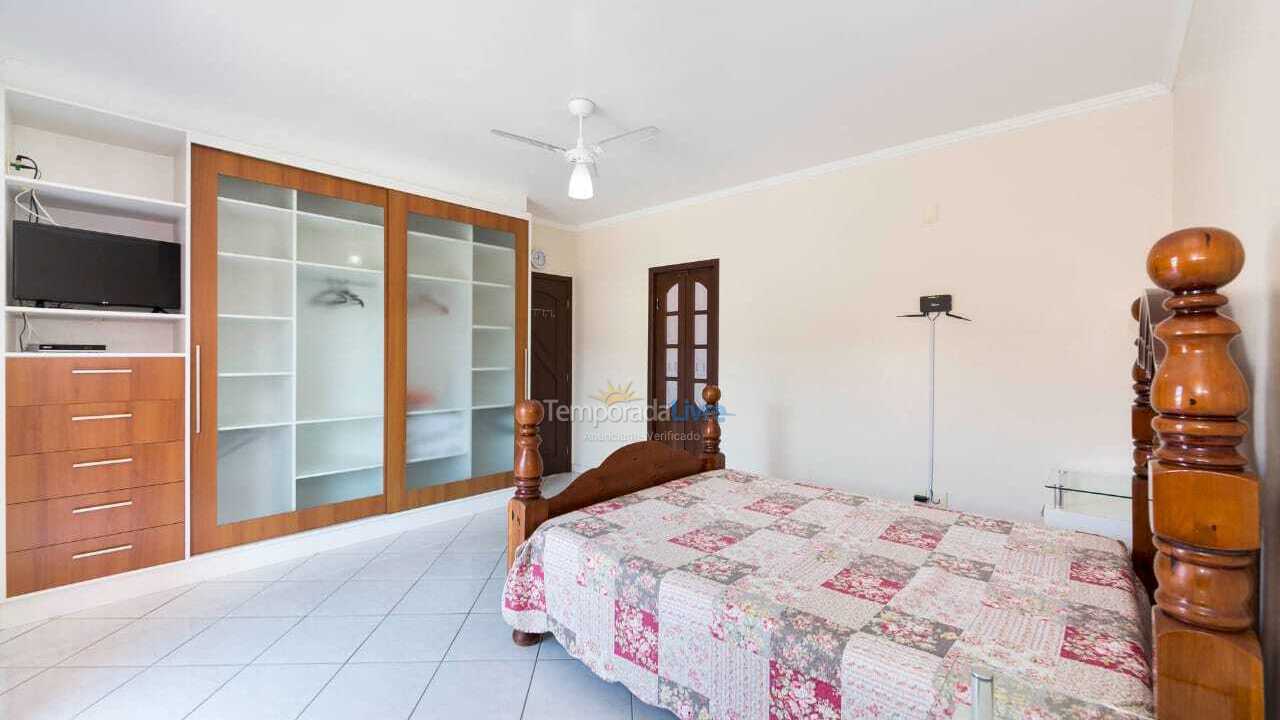 Casa para alquiler de vacaciones em Bombinhas (Morrinhos)