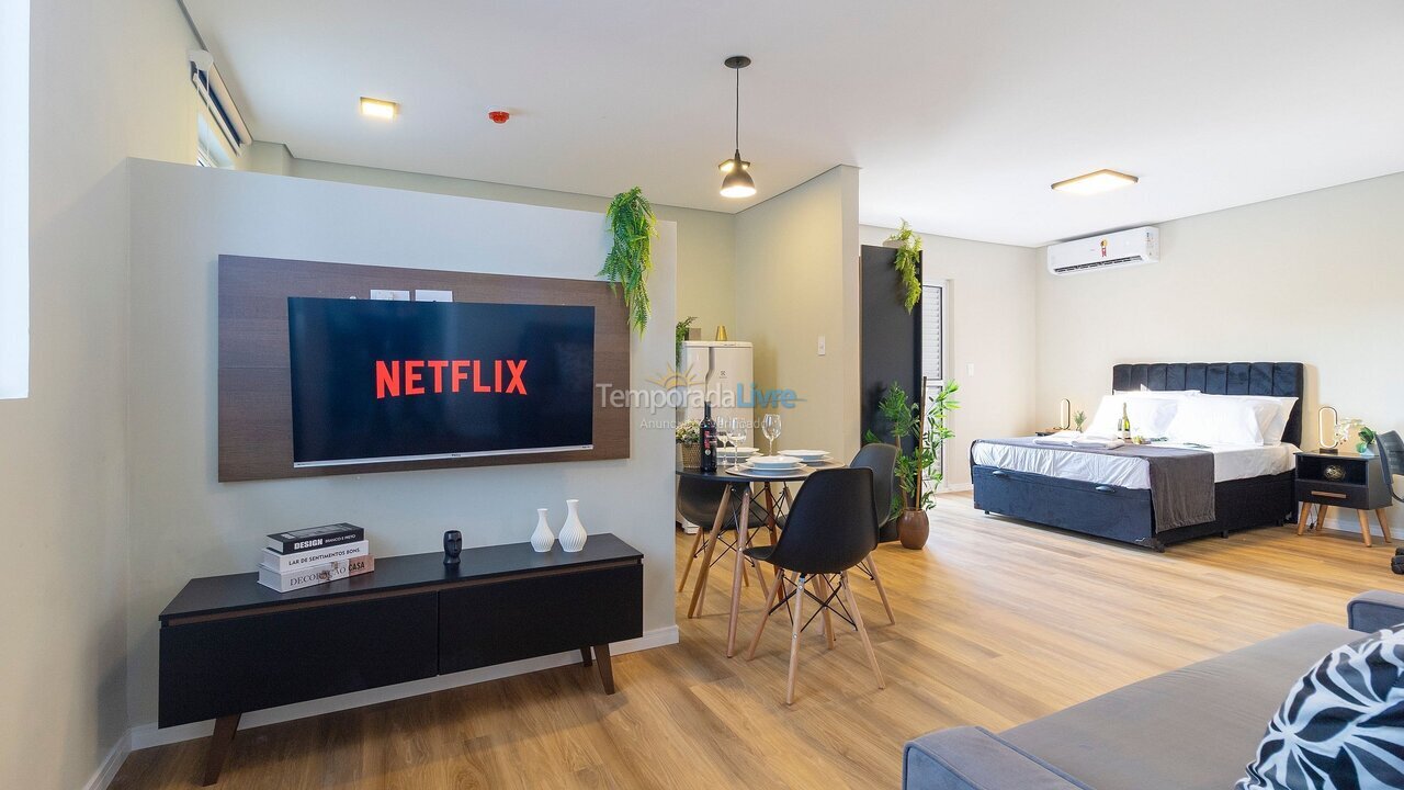 Apartamento para aluguel de temporada em Santos (Encruzilhada)