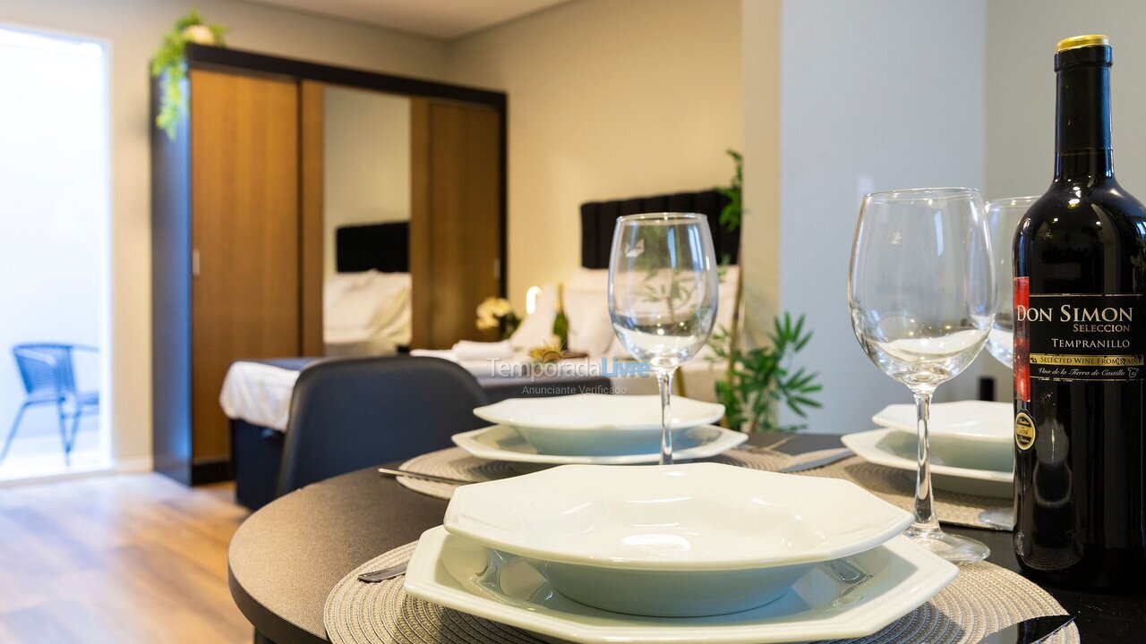 Apartamento para aluguel de temporada em Santos (Encruzilhada)