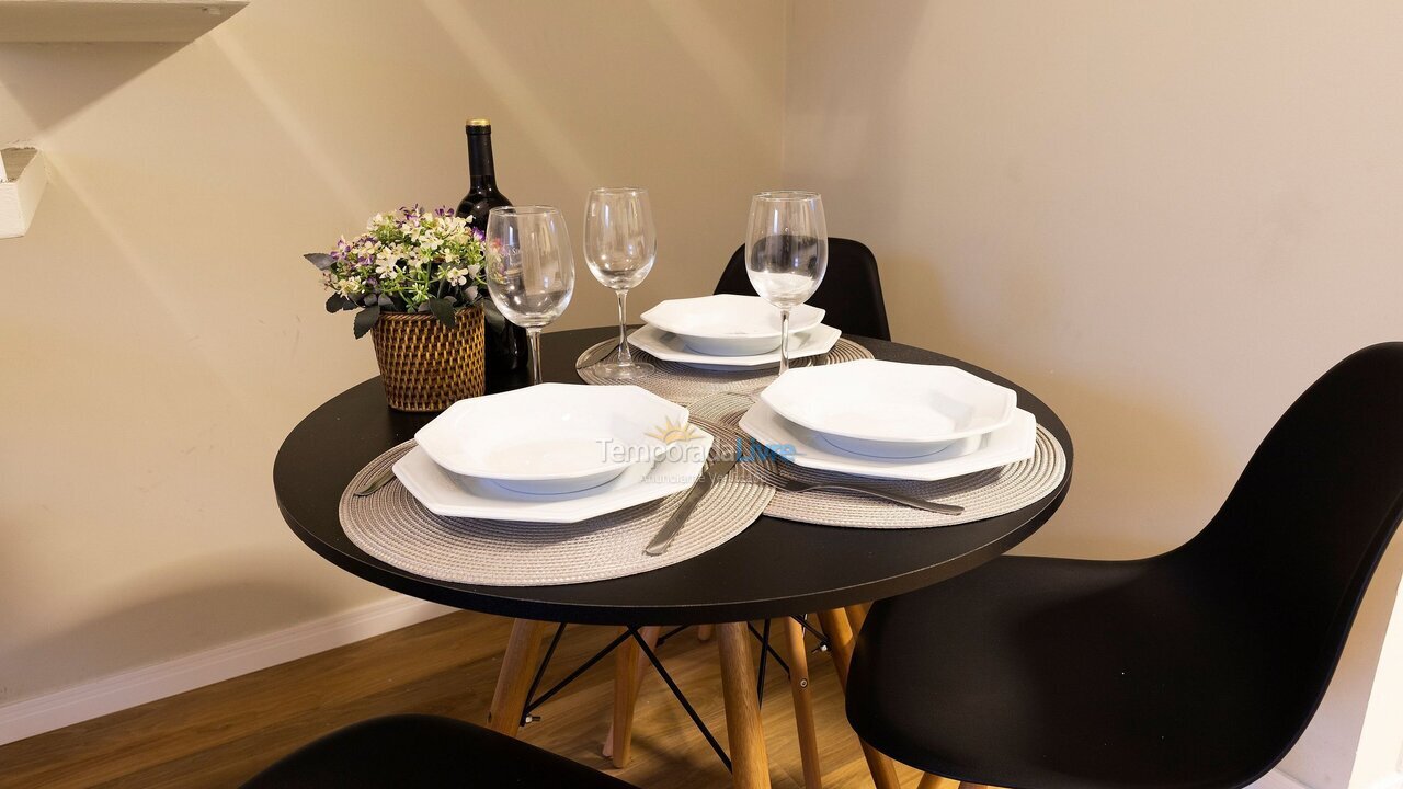 Apartamento para aluguel de temporada em Santos (Encruzilhada)