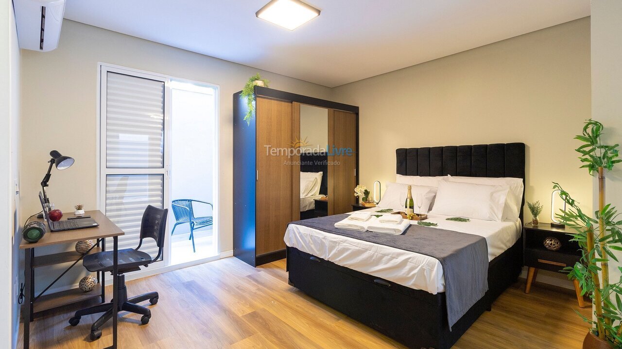 Apartamento para aluguel de temporada em Santos (Encruzilhada)