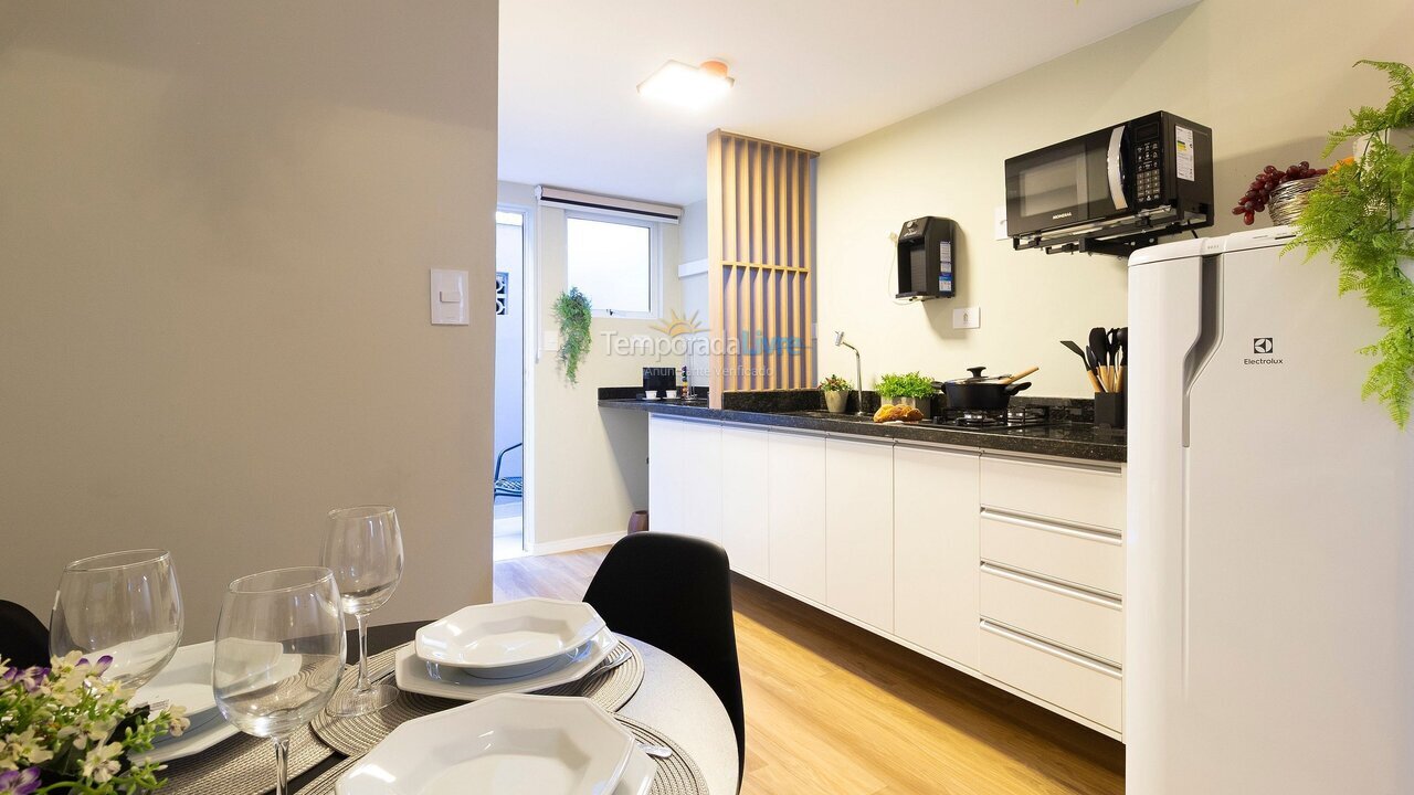 Apartamento para aluguel de temporada em Santos (Encruzilhada)
